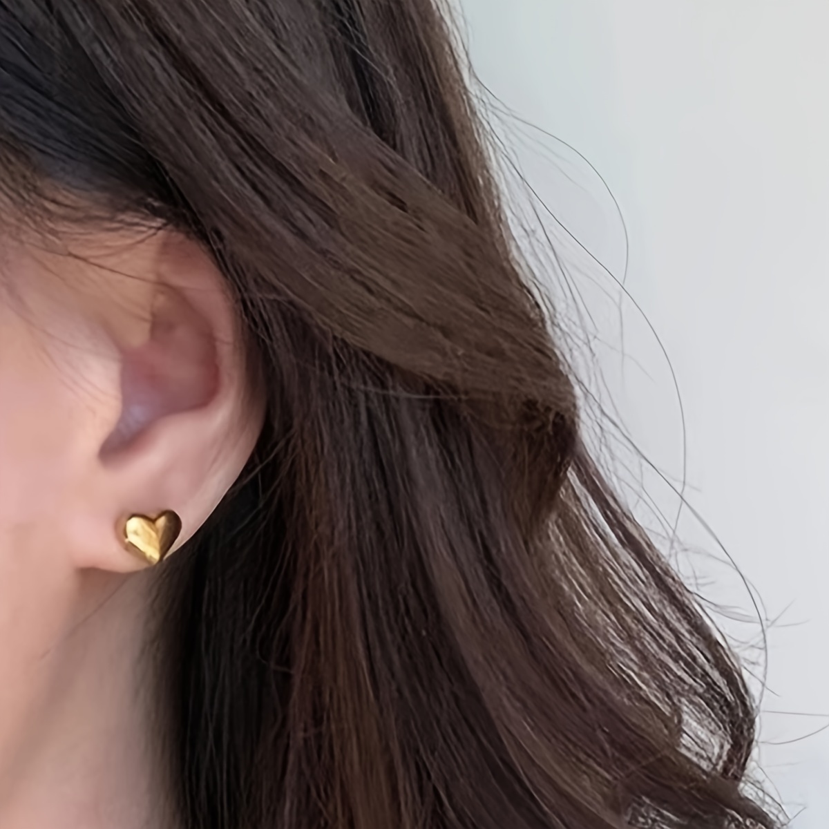 Stylish Heart-Shaped Twisted Round Ball Earrings — Stainless Steel